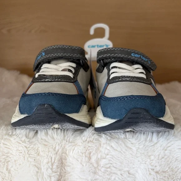 ✨$15 thru 3/31✨NWT•Carter's Johann Toddler Boys Casual Sneakers | Grey | 9T - Picture 8 of 10